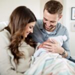 Age moyen premier enfant : En France, à quel âge les parents ont-ils leur premier bébé ?