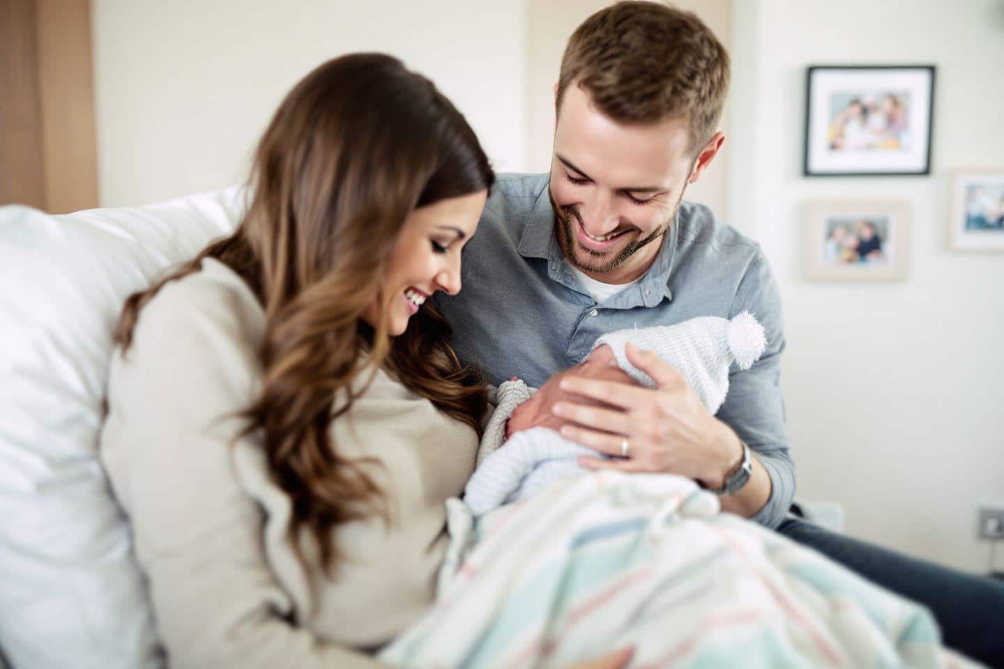 Age moyen premier enfant : En France, à quel âge les parents ont-ils leur premier bébé ?
