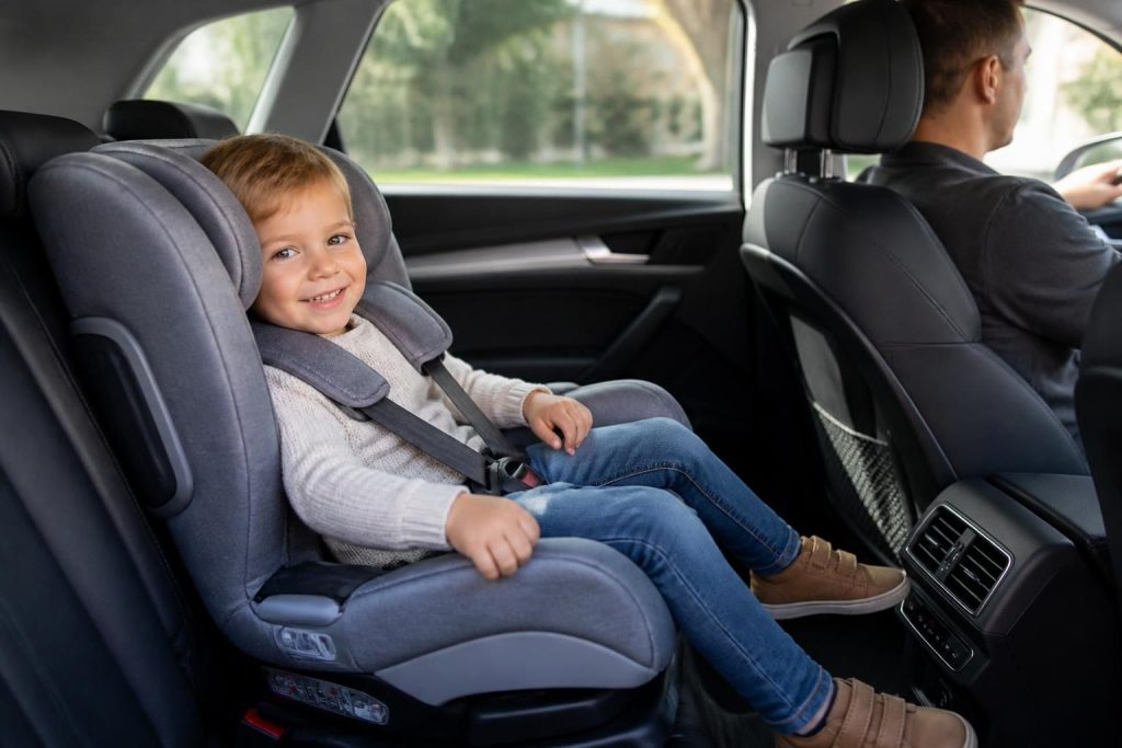 Cosy jusqu’à quel age : bien choisir le siège auto pour votre enfant